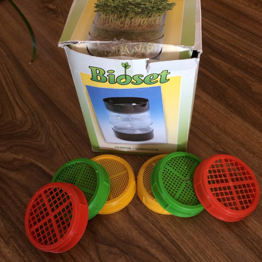 Bioset Germinator For Seeds & Grains Plus 6 Mason Jar Lids